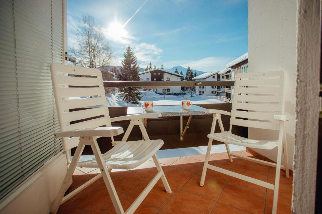 App Harmonie Mit Hallenbad Und Sauna By Monicare Apartment Seefeld in Tirol Bagian luar foto